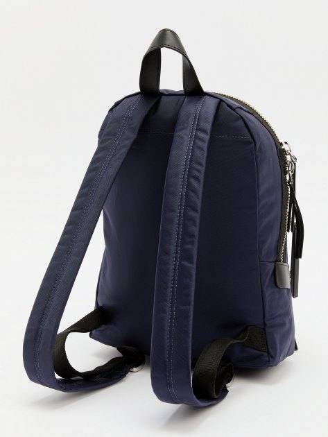 Женский рюкзак MARC JACOBS THE MEDIUM BACKPACK, Артикул 2F3HBP029H02, темно-синий | 4259779. Ракурс 5