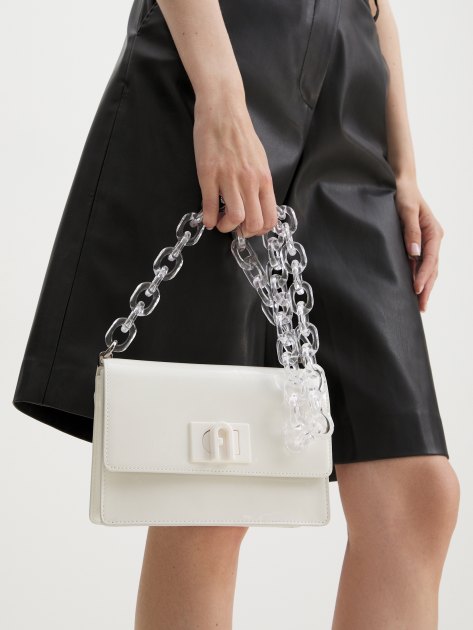 Женская сумка на плечо FURLA, Артикул FURLA 1927 MINI SHOULDER BAG 20, белый | 4262851. Ракурс 2