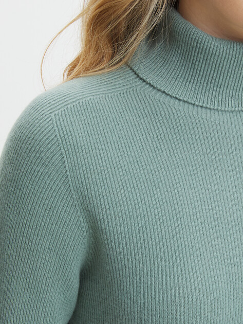 Женская водолазка MAISON DAVID, Артикул MNZ9889, серо-зеленый | 4269552. Ракурс 3