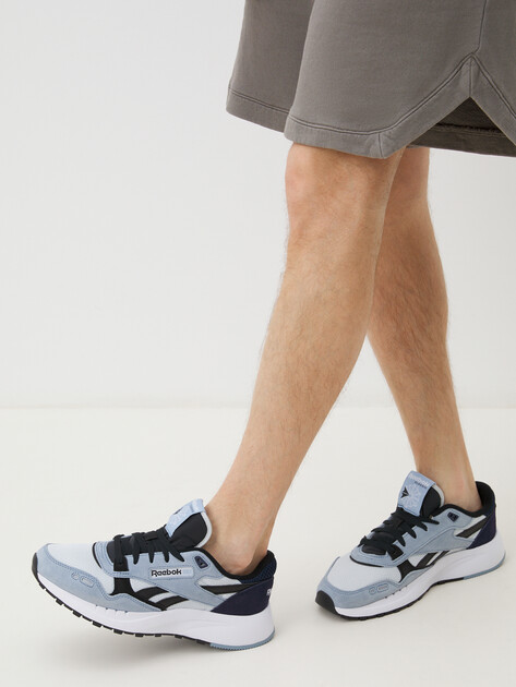 Мужские кроссовки REEBOK CLASSIC LEATHER 2400, Артикул CLASSIC LEATHER 2400, серо-голубой | 4271549. Ракурс 2