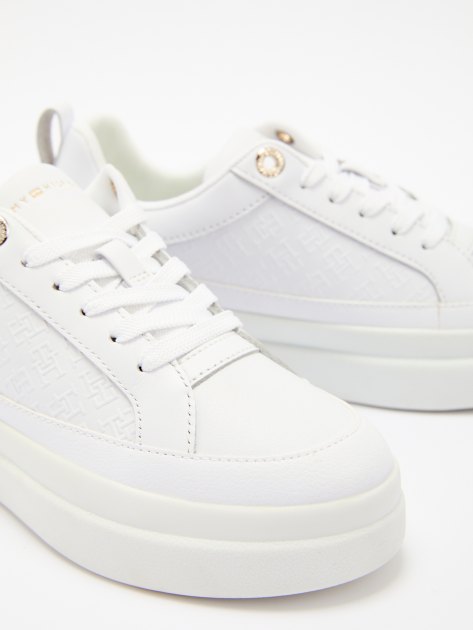 Женские кеды TOMMY HILFIGER TH MONOGRAM LEATHER COURT TRAINERS, Артикул FW0FW07808, белый | 4271955. Ракурс 6 Женские кеды TOMMY HILFIGER TH MONOGRAM LEATHER COURT TRAINERS, Артикул FW0FW07808, белый | 4271955. Ракурс 6