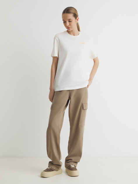 Женская футболка FILA, Артикул 129420, молочно-белый | 4274441. Ракурс 2 Женская футболка FILA, Артикул 129420, молочно-белый | 4274441. Ракурс 2