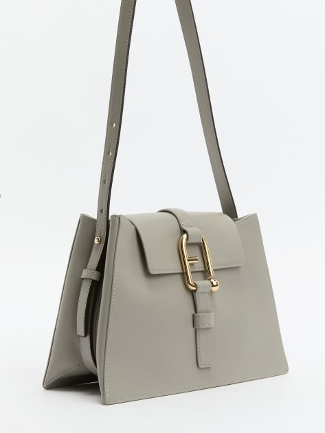 Женская сумка на плечо FURLA, Артикул FURLA NUVOLA S SHOULDER BAG, серый | 4278597. Ракурс 3 Женская сумка на плечо FURLA, Артикул FURLA NUVOLA S SHOULDER BAG, серый | 4278597. Ракурс 3