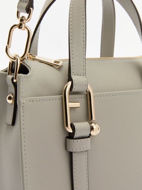 Женская сумка  FURLA, Артикул FURLA NUVOLA S BOSTON BAG, светло-серый | 4278744. Ракурс 4