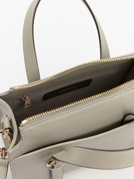 Женская сумка  FURLA, Артикул FURLA NUVOLA S BOSTON BAG, светло-серый | 4278744. Ракурс 6