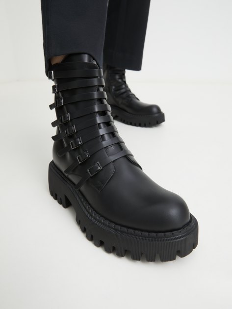 Женские ботинки LORIBLU, Артикул 4TLV32, черный | 4279640. Ракурс 2 Женские ботинки LORIBLU, Артикул 4TLV32, черный | 4279640. Ракурс 2