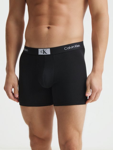 Мужские трусы 3 шт. CALVIN KLEIN BOXER BRIEF 3PK, Артикул 000NB3529A, черный | 4281859. Ракурс 2