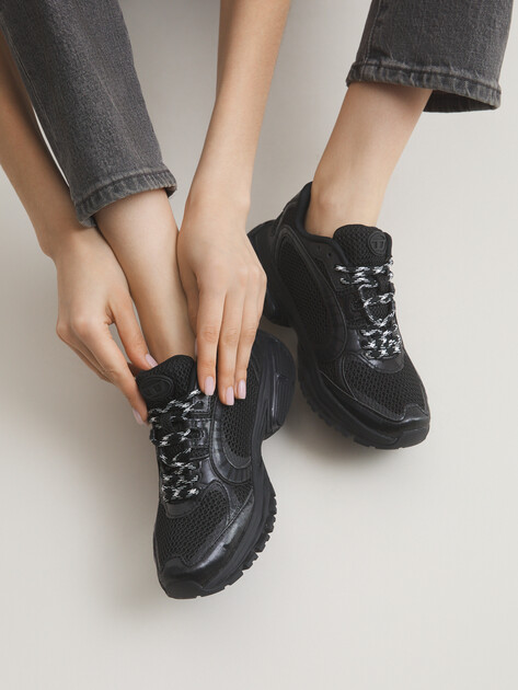 Женские кроссовки DIESEL PRO-V-DENSE, Артикул Y03594, черный | 4282805. Ракурс 2 Женские кроссовки DIESEL PRO-V-DENSE, Артикул Y03594, черный | 4282805. Ракурс 2