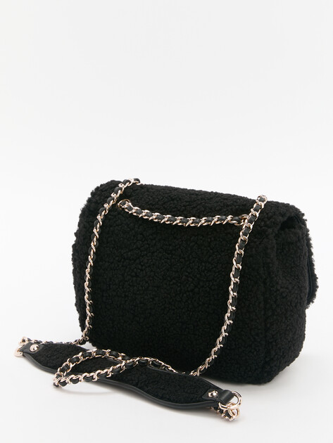 Кросс-боди GUESS ASLIA CONVERTIBLE XBODY FLAP, Артикул HWWG9532210, черный | 4286456. Ракурс 4