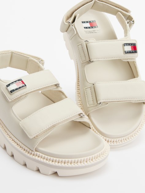 Женские сандалии TOMMY JEANS, Артикул EN0EN02461(K), светло-бежевый | 4287126. Ракурс 6 Женские сандалии TOMMY JEANS, Артикул EN0EN02461(K), светло-бежевый | 4287126. Ракурс 6