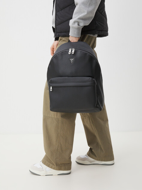 Мужской рюкзак GUESS VENEZIA BCKPCK W FRONT POCKET, Артикул HMVETUP5106, черный | 4287881. Ракурс 2
