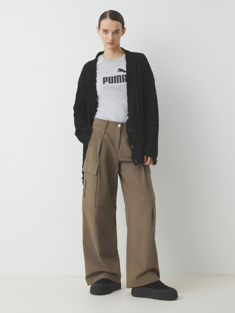 Женская футболка PUMA ESS No. 1 Logo Tee, Артикул 682370, бледно-серый | 4288990. Ракурс 2 Женская футболка PUMA ESS No. 1 Logo Tee, Артикул 682370, бледно-серый | 4288990. Ракурс 2