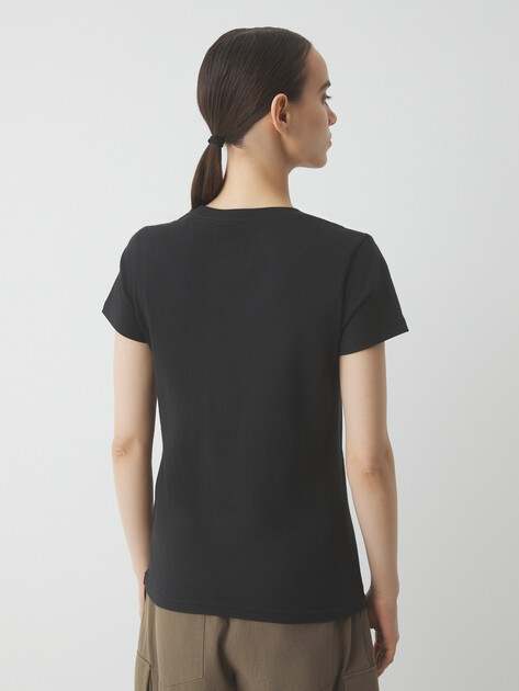 Женская футболка PUMA ESS Small No. 1 Logo Tee, Артикул 682372, черный | 4289079. Ракурс 4 Женская футболка PUMA ESS Small No. 1 Logo Tee, Артикул 682372, черный | 4289079. Ракурс 4