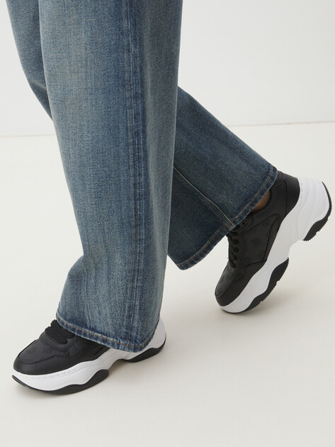 Женские кроссовки GUESS HAPYY, Артикул FLPHAPFAL12, черный | 4293065. Ракурс 2