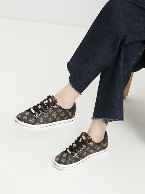 Женские кеды GUESS STASEY, Артикул FLPSTAFAL12, темно-коричневый | 4293178. Ракурс 2