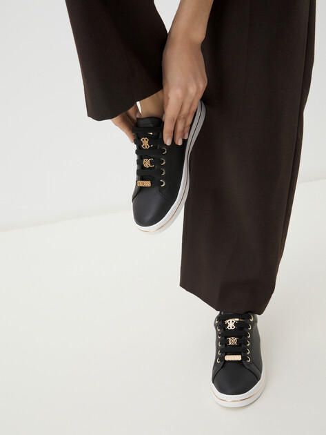 Женские кеды GUESS STASEY, Артикул FLPSTAELE12, черный | 4293195. Ракурс 2