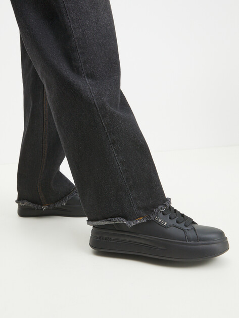 Женские кеды GUESS WINNIE, Артикул FLPWINLEP12, черный | 4293230. Ракурс 2