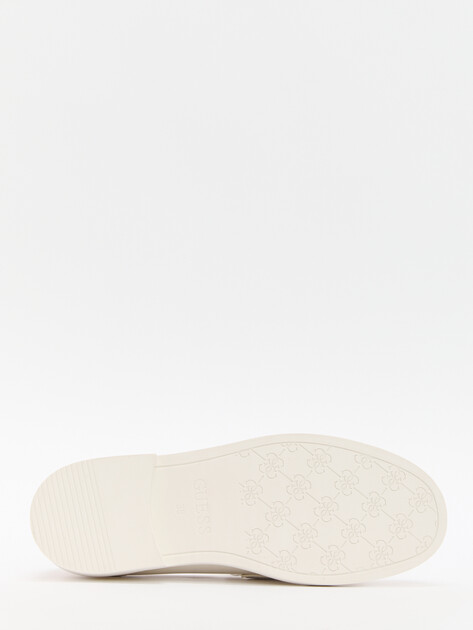 Женские лоферы GUESS SHUTTLE, Артикул FLPSHULEA14, молочно-бежевый | 4293282. Ракурс 4