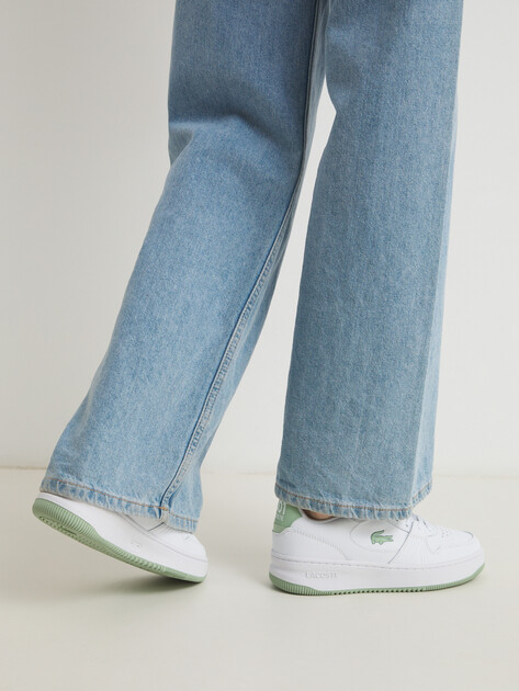 Женские кеды LACOSTE L001 SET 125 3 SFA, Артикул 749SFA0047, белый | 4299490. Ракурс 2 Женские кеды LACOSTE L001 SET 125 3 SFA, Артикул 749SFA0047, белый | 4299490. Ракурс 2