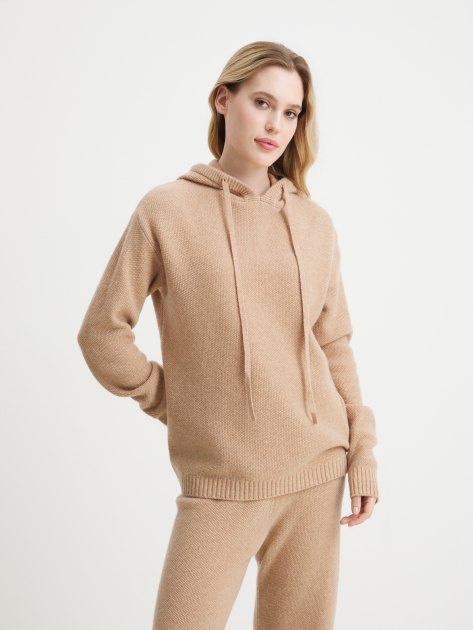 Женский вязаный костюм MAISON DAVID, Артикул CC068, темно-бежевый | 4300954. Ракурс 2