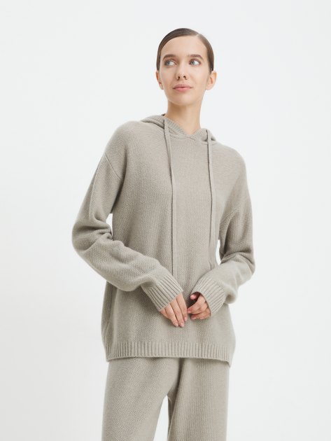Женский вязаный костюм MAISON DAVID, Артикул CC068, серо-бежевый | 4300958. Ракурс 2