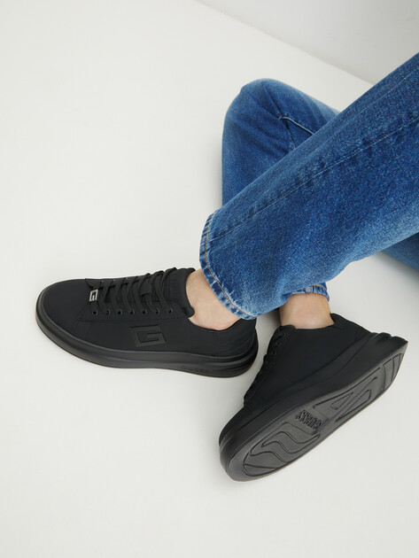 Мужские кеды GUESS ELBA, Артикул FMPELBFAL12, черный | 4301212. Ракурс 2