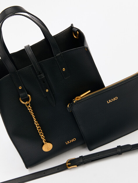 Женский тоут LIU∙JO ECS S TOTE, Артикул AA5026, черный | 4303769. Ракурс 3 Женский тоут LIU∙JO ECS S TOTE, Артикул AA5026, черный | 4303769. Ракурс 3