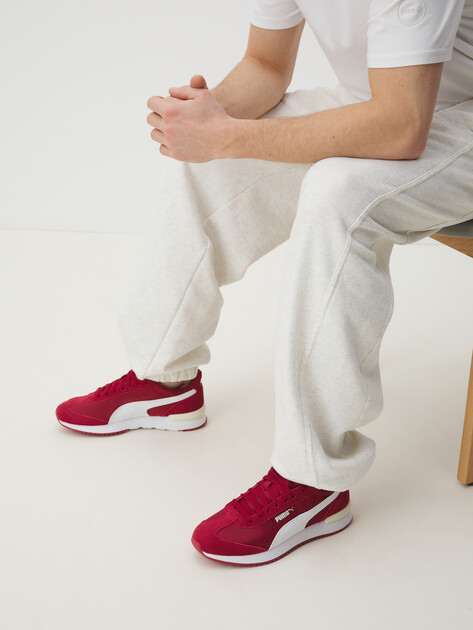 Кроссовки PUMA R78 Wind MU, Артикул 400695, рубиновый | 4304905. Ракурс 2 Кроссовки PUMA R78 Wind MU, Артикул 400695, рубиновый | 4304905. Ракурс 2