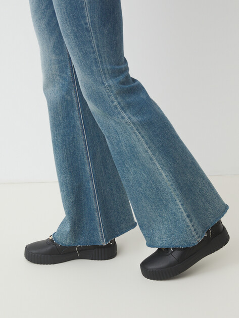 Женские кеды PUMA Carina 3.0 Luxe, Артикул 400724, черный | 4305894. Ракурс 2