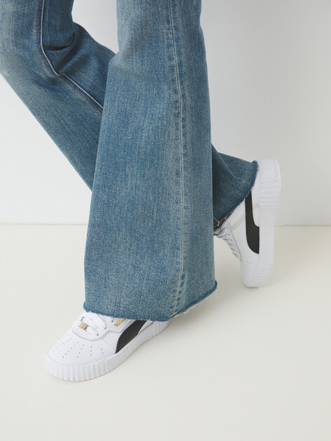 Женские кеды PUMA Carina 3.0 Luxe, Артикул 400724, белый | 4305909. Ракурс 2