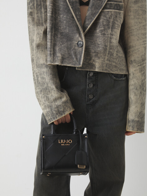 Женская сумка с ручками LIU∙JO, Артикул AA5102, черный | 4306249. Ракурс 2