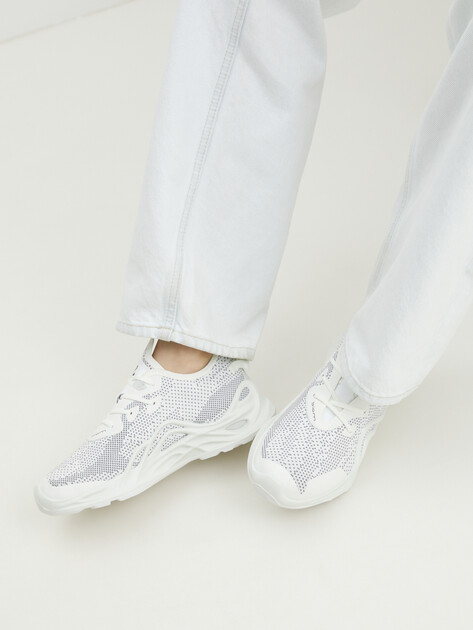 Женские кроссовки ECCO BIOM INFINITE W, Артикул 825623, белый | 4309344. Ракурс 2