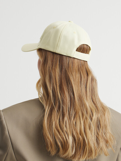 Женская бейсболка LIU∙JO, Артикул 2A5014, сливочный | 4309561. Ракурс 2