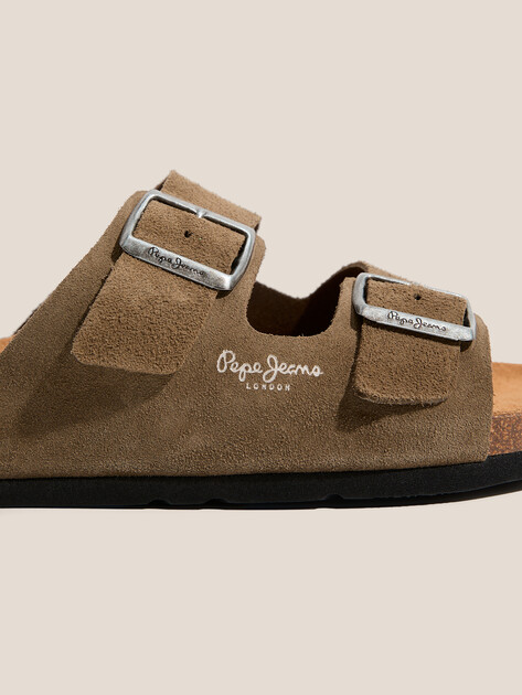 Мужские шлепанцы PEPE JEANS BIO SUEDE M, Артикул PMS90112, хаки | 4315394. Ракурс 3