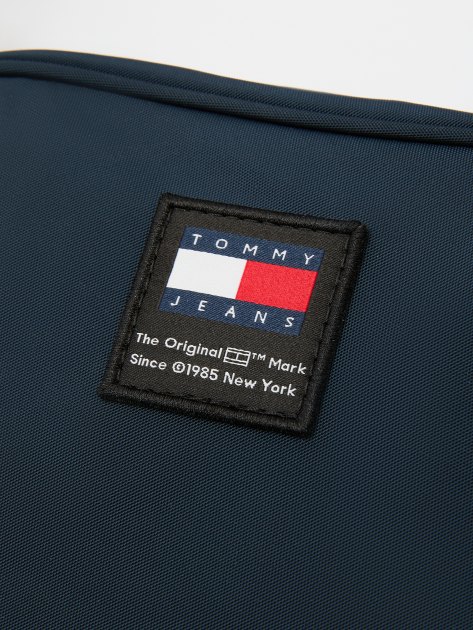 Мужская сумка TOMMY JEANS, Артикул AM0AM12132(K), темно-синий | 4331123. Ракурс 4 Мужская сумка TOMMY JEANS, Артикул AM0AM12132(K), темно-синий | 4331123. Ракурс 4