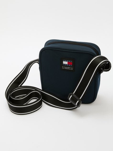 Мужская сумка TOMMY JEANS, Артикул AM0AM12132(K), темно-синий | 4331123. Ракурс 5 Мужская сумка TOMMY JEANS, Артикул AM0AM12132(K), темно-синий | 4331123. Ракурс 5