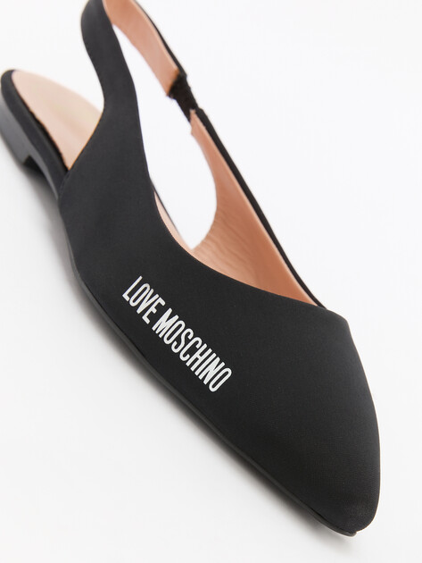 Балетки с открытой пяткой (слинг-бэк) LOVE MOSCHINO RUBBER LOGO, Артикул JA11021G SS25, черный | 4347748. Ракурс 6 Балетки с открытой пяткой (слинг-бэк) LOVE MOSCHINO RUBBER LOGO, Артикул JA11021G SS25, черный | 4347748. Ракурс 6
