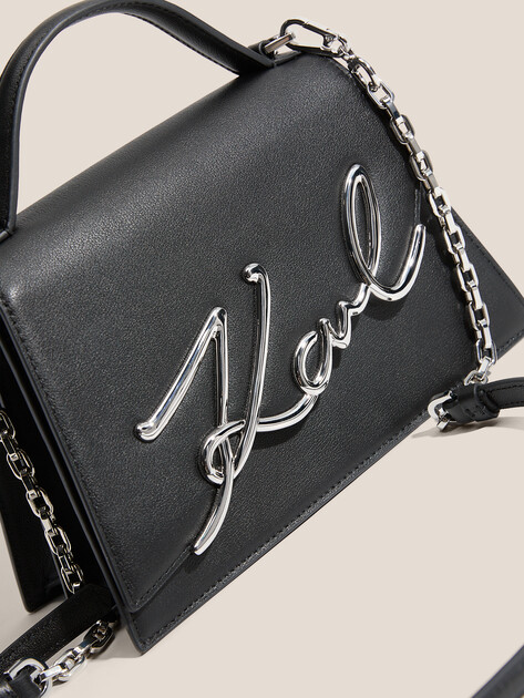 Женская сумка  KARL LAGERFELD k/signature 2.0 md crossbody, Артикул A1W30036, черный | 4351423. Ракурс 2