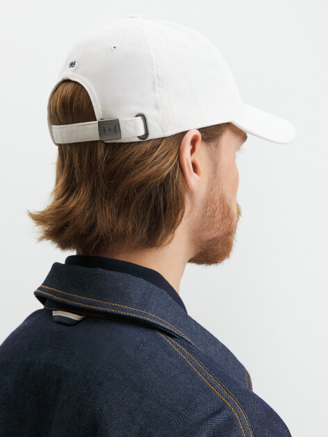 Мужская бейсболка TOMMY HILFIGER TH FLAG '85 SOFT 6 PANEL BASEBALL CAP, Артикул AM0AM12531, белый | 4356581. Ракурс 2 Мужская бейсболка TOMMY HILFIGER TH FLAG '85 SOFT 6 PANEL BASEBALL CAP, Артикул AM0AM12531, белый | 4356581. Ракурс 2