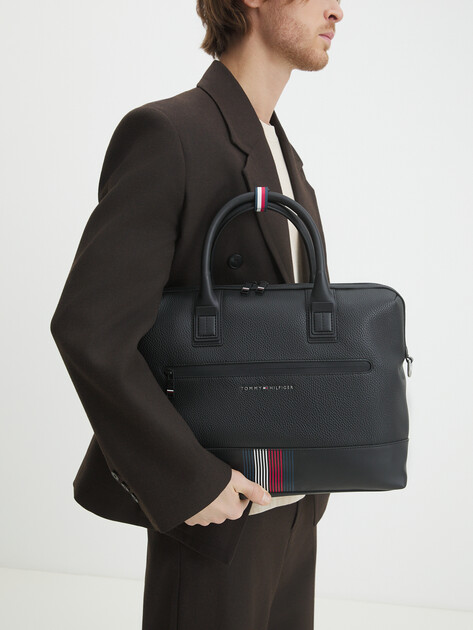 Мужская сумка для ноутбука TOMMY HILFIGER TH TRANSIT COMPUTER BAG, Артикул AM0AM12481, черный | 4357137. Ракурс 2 Мужская сумка для ноутбука TOMMY HILFIGER TH TRANSIT COMPUTER BAG, Артикул AM0AM12481, черный | 4357137. Ракурс 2