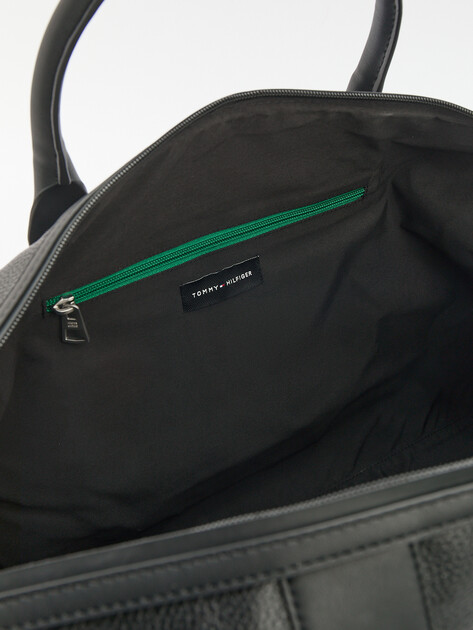 Мужская дорожная сумка TOMMY HILFIGER TH TRANSIT DUFFLE, Артикул AM0AM12485, черный | 4357152. Ракурс 5 Мужская дорожная сумка TOMMY HILFIGER TH TRANSIT DUFFLE, Артикул AM0AM12485, черный | 4357152. Ракурс 5