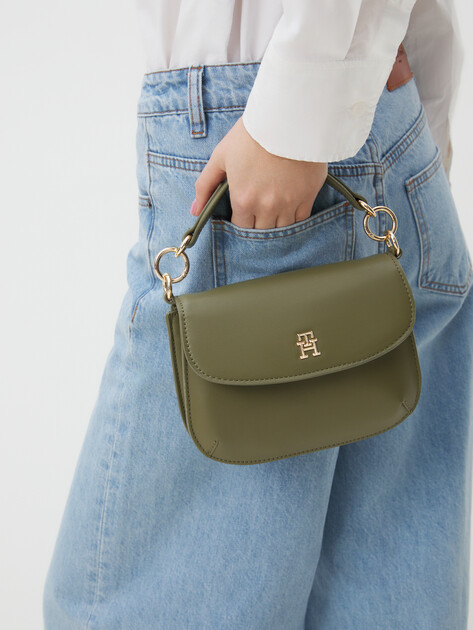 Кросс-боди TOMMY HILFIGER TH CHIC CROSSOVER, Артикул AW0AW16686, бежево-зеленый | 4357302. Ракурс 2 Кросс-боди TOMMY HILFIGER TH CHIC CROSSOVER, Артикул AW0AW16686, бежево-зеленый | 4357302. Ракурс 2