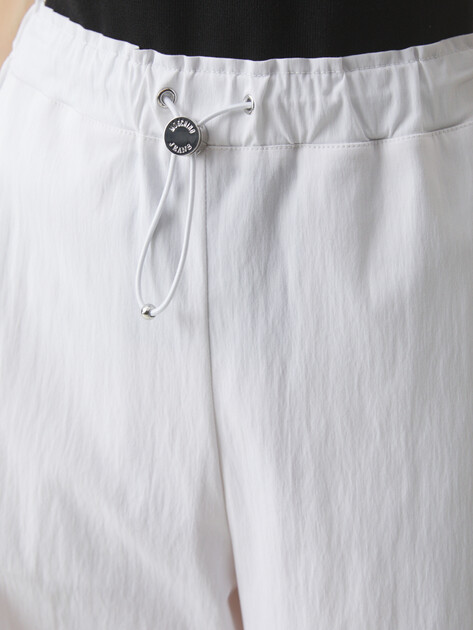 Женские широкие брюки MO5CH1NO JEANS HIKING, Артикул 0335, белый | 4359958. Ракурс 3 Женские широкие брюки MO5CH1NO JEANS HIKING, Артикул 0335, белый | 4359958. Ракурс 3