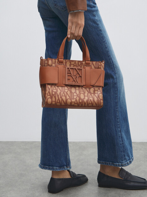 Женская сумка ARMANI EXCHANGE SUSY, Артикул 942690, светло-коричневый | 4361477. Ракурс 5 Женская сумка ARMANI EXCHANGE SUSY, Артикул 942690, светло-коричневый | 4361477. Ракурс 5