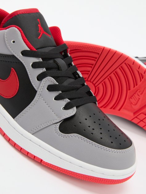 Мужские кеды NIKE NIKE Air Jordan 1 Low FlyEase, Артикул 553558, черный | 4361653. Ракурс 6