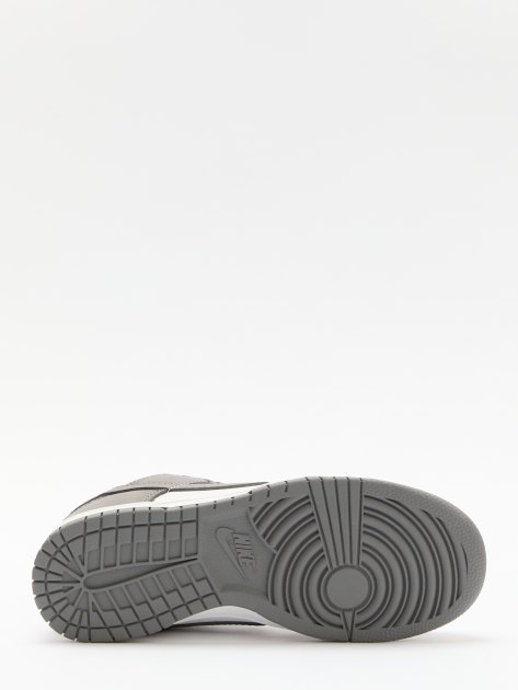 Женские кеды NIKE NIKE Dunk Low Next Nature, Артикул FZ4621, серый | 4361781. Ракурс 4 Женские кеды NIKE NIKE Dunk Low Next Nature, Артикул FZ4621, серый | 4361781. Ракурс 4