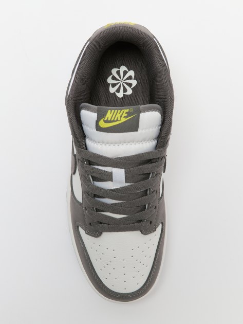 Женские кеды NIKE NIKE Dunk Low Next Nature, Артикул FZ4621, серый | 4361781. Ракурс 5 Женские кеды NIKE NIKE Dunk Low Next Nature, Артикул FZ4621, серый | 4361781. Ракурс 5