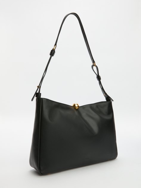 Женская сумка  FURLA, Артикул FURLA SFERA SOFT L SHOULDER BAG, черный | 4363845. Ракурс 3