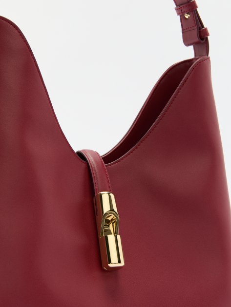 Женская сумка  FURLA, Артикул FURLA GOCCIA M HOBO, красный | 4363983. Ракурс 4