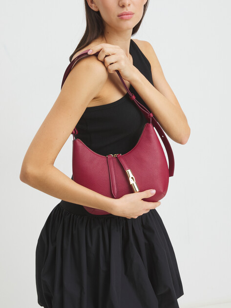 Женская сумка FURLA, Артикул FURLA GOCCIA S SHOULDER BAG, бордовый | 4364030. Ракурс 8 Женская сумка FURLA, Артикул FURLA GOCCIA S SHOULDER BAG, бордовый | 4364030. Ракурс 8